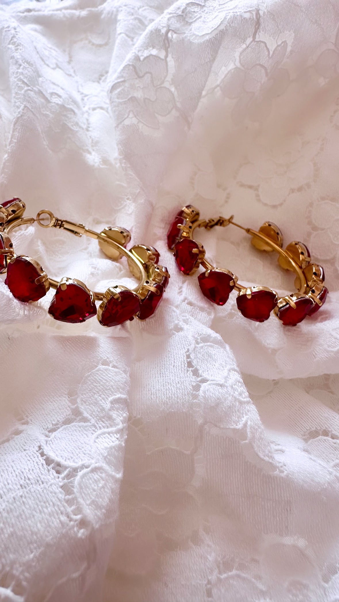 Boucles strass cœurs